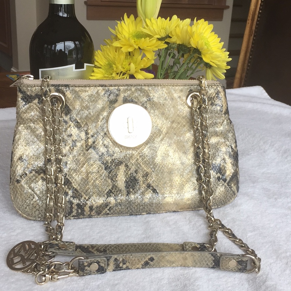DKNY clutch!